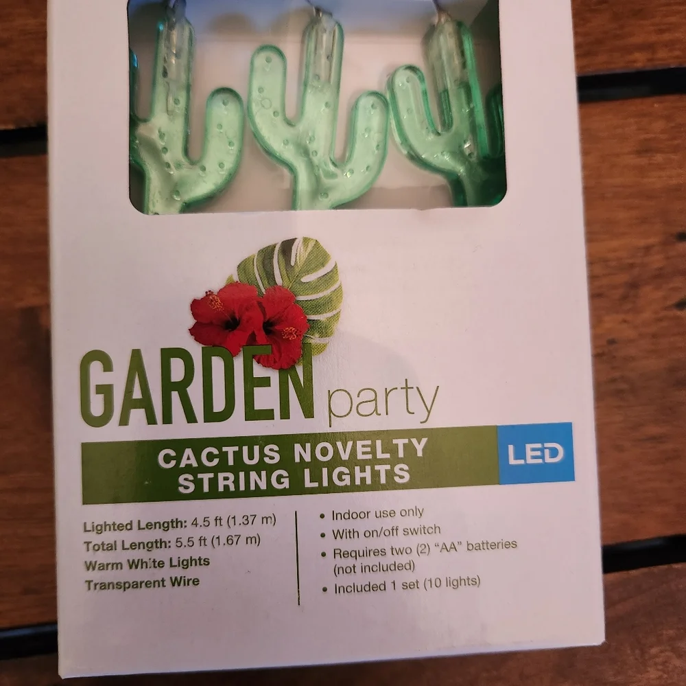 Garden Party Cactus and FlamingoLED String Light Set 10 Lights Clear Wire Indoor